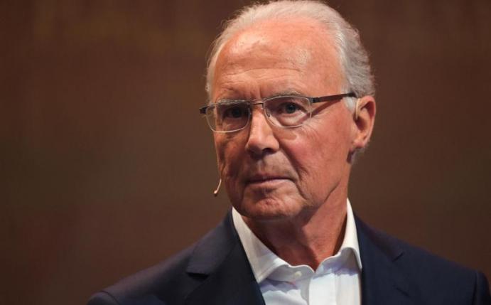 Traut dem DFB-Team bei der EM einiges zu: Franz Beckenbauer. Foto: Ina Fassbender/dpa