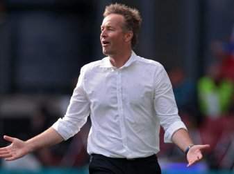 Hjulmand kritisiert das Verhalten der UEFA weiterhin Hjulmand kritisiert das Verhalten der UEFA weiterhin
