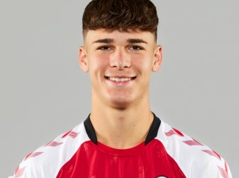 Noah Weißhaupt verlängert in Freiburg Noah Weißhaupt verlängert in Freiburg