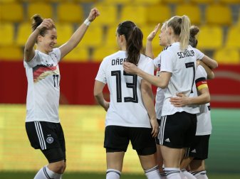 Die DFB-Frauen starten in Cottbus und Chemnitz Die DFB-Frauen starten in Cottbus und Chemnitz