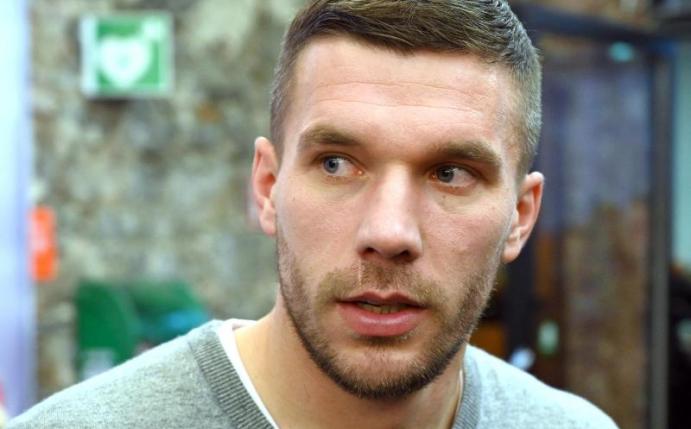 Lukas Podolski spielte insgesamt 14 Jahre für den 1. FC Köln. Foto: Henning Kaiser/dpa