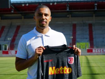 Jahn Regensburg verpflichtet Leon Guwara Jahn Regensburg verpflichtet Leon Guwara