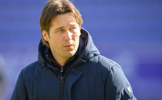 Wurde bei Hannover 96 freigestellt:Gerhard Zuber. Foto: Robert Michael/dpa-Zentralbild/dpa