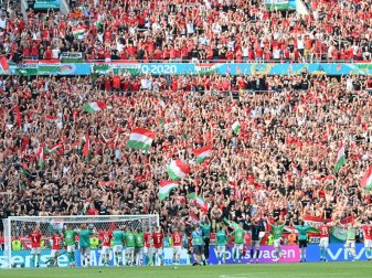Die UEFA ermittelt über Diskriminierungen in Budapest Die UEFA ermittelt über Diskriminierungen in Budapest