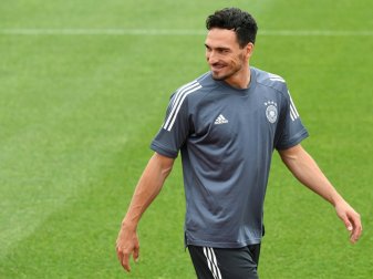 Mats Hummels gibt Entwarnung Mats Hummels gibt Entwarnung