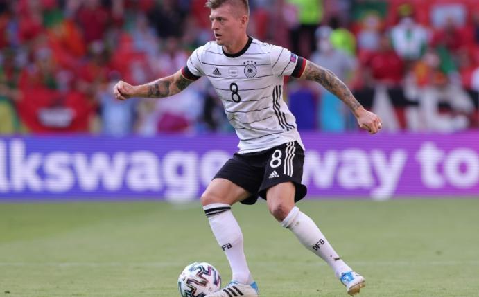 Toni Kroos warnt sein Team vor Überheblichkeit