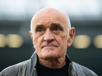 Martin Kind räumte Fehler bei Hannover 96 ein. Foto: Swen Pförtner/dpa
