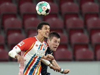 Verstärkt den HSV: Robert Glatzel (l). Foto: Thomas Frey/dpa/Archivbild Verstärkt den HSV: Robert Glatzel (l). Foto: Thomas Frey/dpa/Archivbild