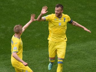 Ukraine nach zweitägiger Wartezeit im EM-Achtelfinale