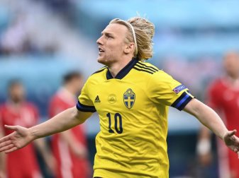Schwedens Emil Forsberg bejubelt sein Tor. Foto: Kirill Kudryavtsev/AFP Pool/AP/dpa Schwedens Emil Forsberg bejubelt sein Tor. Foto: Kirill Kudryavtsev/AFP Pool/AP/dpa