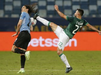 Cavani (l.) sorgte für das 2:0 Cavani (l.) sorgte für das 2:0