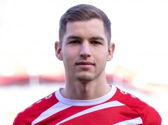 Pieringer spielte zuletzt für die Würzburger Kickers Pieringer spielte zuletzt für die Würzburger Kickers