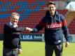 Wird bei der SpVgg Unterhaching befördert: Ex-Nationalspieler Sandro Wagner (r). Foto: Florian Fussek/dpa