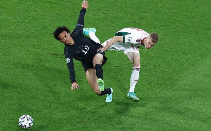 Bleibt bisher hinter den Erwartungen zurück: Leroy Sané. Foto: Christian Charisius/dpa/Archivbild