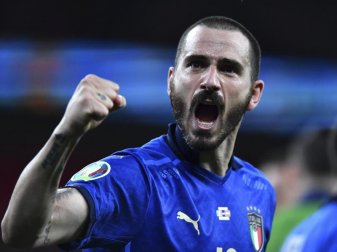 Italiens Leonardo Bonucci feiert Sieg über Österreich. Foto: Ben Stansall/Pool AFP/AP/dpa Italiens Leonardo Bonucci feiert Sieg über Österreich. Foto: Ben Stansall/Pool AFP/AP/dpa