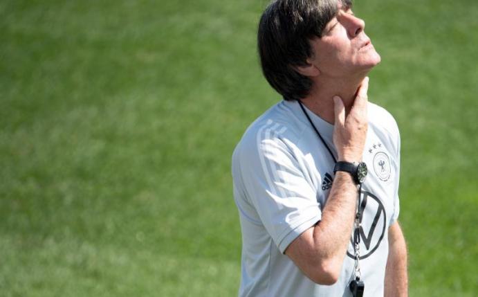 Nähert sich der 200er-Marke: Bundestrainer Joachim Löw. Foto: Federico Gambarini/dpa