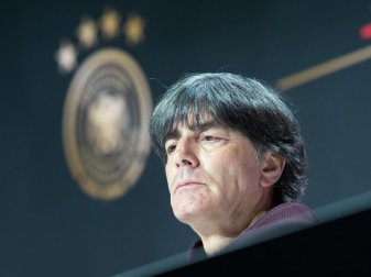 Trat einen Tag nach dem EM-Aus gegen England das letzte Mal als Bundestrainer vor die Presse: Joachim Löw. Foto: Federico Gambarini/dpa Trat einen Tag nach dem EM-Aus gegen England das letzte Mal als Bundestrainer vor die Presse: Joachim Löw. Foto: Federico Gambarini/dpa