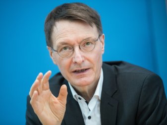 Karl Lauterbach übt offene Kritik an der UEFA Karl Lauterbach übt offene Kritik an der UEFA