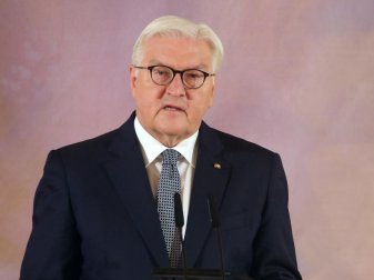 Hat nach dem EM-Aus der deutschen Nationalmannschaft aufmunternde Worte gefunden: Bundespräsident Frank-Walter Steinmeier. Foto: Wolfgang Kumm/dpa Hat nach dem EM-Aus der deutschen Nationalmannschaft aufmunternde Worte gefunden: Bundespräsident Frank-Walter Steinmeier. Foto: Wolfgang Kumm/dpa
