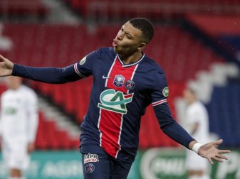 Kylian Mbappé jubelt über ein Tor für seine Mannschaft. Tut er dies auch in der kommenden Saison für PSG?. Foto: Thibault Camus/AP/dpa