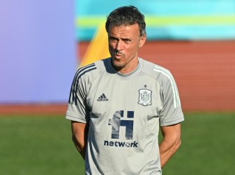 Spaniens Trainer Enrique warnt vor Außenseiter Schweiz Spaniens Trainer Enrique warnt vor Außenseiter Schweiz