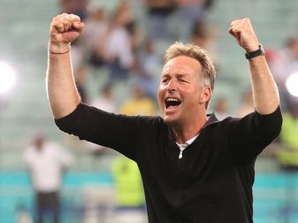 Hjulmand wird weiter an dem Glückspullover festhalten