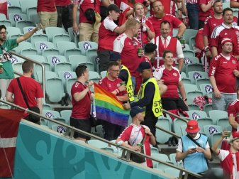 Die Diskussionen um die Regenbogenfahnen halten an Die Diskussionen um die Regenbogenfahnen halten an