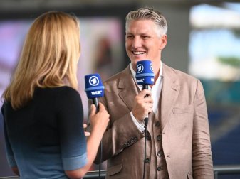 Bekamm eine Ermahnung: ARD-TV-Experte Bastian Schweinsteiger. Foto: Matthias Balk/dpa