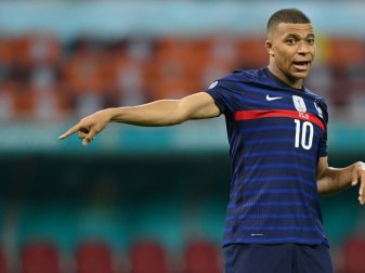 Anelka rät Kylian Mbappe zu Wechsel ins Ausland Anelka rät Kylian Mbappe zu Wechsel ins Ausland
