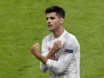 Stürmer Alvaro Morata wurde nach dem verschossenen Elfmeter zur tragischen Figur des spanischen EM-Aus. Foto: Facundo Arrizabalaga/Pool EPA/AP/dpa Stürmer Alvaro Morata wurde nach dem verschossenen Elfmeter zur tragischen Figur des spanischen EM-Aus. Foto: Facundo Arrizabalaga/Pool EPA/AP/dpa