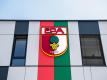 Die Geschäftsstelle des FC Augsburg. Foto: Matthias Balk/dpa