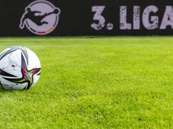 Der neue Spielball der 3. Liga wurde vorgestellt Der neue Spielball der 3. Liga wurde vorgestellt