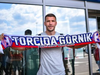 Lukas Podolski spielt in der Nähe seines Geburtsortes Lukas Podolski spielt in der Nähe seines Geburtsortes