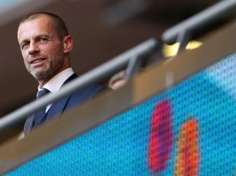 Ceferin weist Neuinfektionen durch EM ab