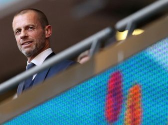 Auch Ceferin schaut sich das EM-Finale im Stadion an Auch Ceferin schaut sich das EM-Finale im Stadion an