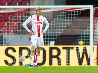 Sebastiaan Bornauw beklagt einen Mittelhandbruch Sebastiaan Bornauw beklagt einen Mittelhandbruch