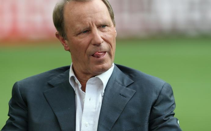 Berti Vogts fordert Zusammenhalt im deutschen Fußball