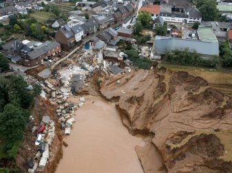 Flut-Katastrophe: DFB und DFL richten Solidarfonds ein Flut-Katastrophe: DFB und DFL richten Solidarfonds ein