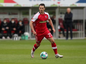 Nicolas Höfler trifft per Elfmeter für den SC Freiburg Nicolas Höfler trifft per Elfmeter für den SC Freiburg
