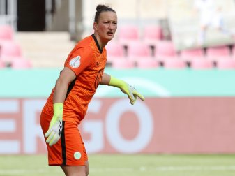 Schult macht sich für Frauen im Fußball stark Schult macht sich für Frauen im Fußball stark
