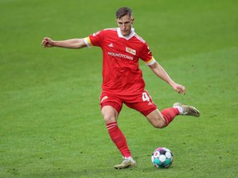 Nico Schlotterbeck spielte in der vergangenen Saison für Union Berlin. Foto: Andreas Gora/dpa-pool/dpa Nico Schlotterbeck spielte in der vergangenen Saison für Union Berlin. Foto: Andreas Gora/dpa-pool/dpa