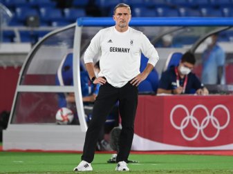 Stefan Kuntz betreut in Tokio das deutsche Fußball-Team. Foto: Swen Pförtner/dpa