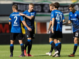 Paderborn spielt gegen Heidenheim Unentschieden Paderborn spielt gegen Heidenheim Unentschieden