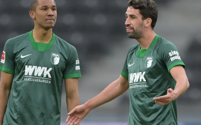 Khedira (r) hat für seinen neuen Verein ein Tor erzielt