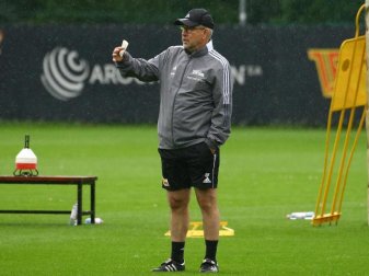 Union Berlins Cheftrainer Urs Fischer hat realistische Saisonziele formuliert. Foto: Michael Hundt/dpa Union Berlins Cheftrainer Urs Fischer hat realistische Saisonziele formuliert. Foto: Michael Hundt/dpa