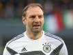 Jens Nowotny wird Co-Trainer der deutschen U18-Nationalmannschaft. Foto: Daniel Karmann/dpa