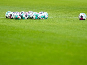 Besuch vom Hauptzollamt und Staatsanwaltschaft beim FCA