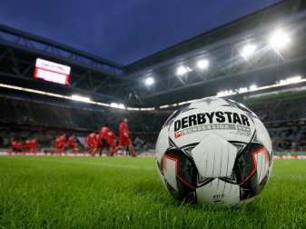 Fußballspiele am Abend sind nun einfacher möglich Fußballspiele am Abend sind nun einfacher möglich