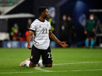 Ridle Baku fühlt sich noch nicht so richtig als Nationalspieler. Foto: Marton Monus/dpa Ridle Baku fühlt sich noch nicht so richtig als Nationalspieler. Foto: Marton Monus/dpa