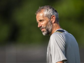 Gibt in Wiesbaden sein Pflichtspiel-Einstand als BVB-Coach: Marco Rose. Foto: David Inderlied/dpa Gibt in Wiesbaden sein Pflichtspiel-Einstand als BVB-Coach: Marco Rose. Foto: David Inderlied/dpa